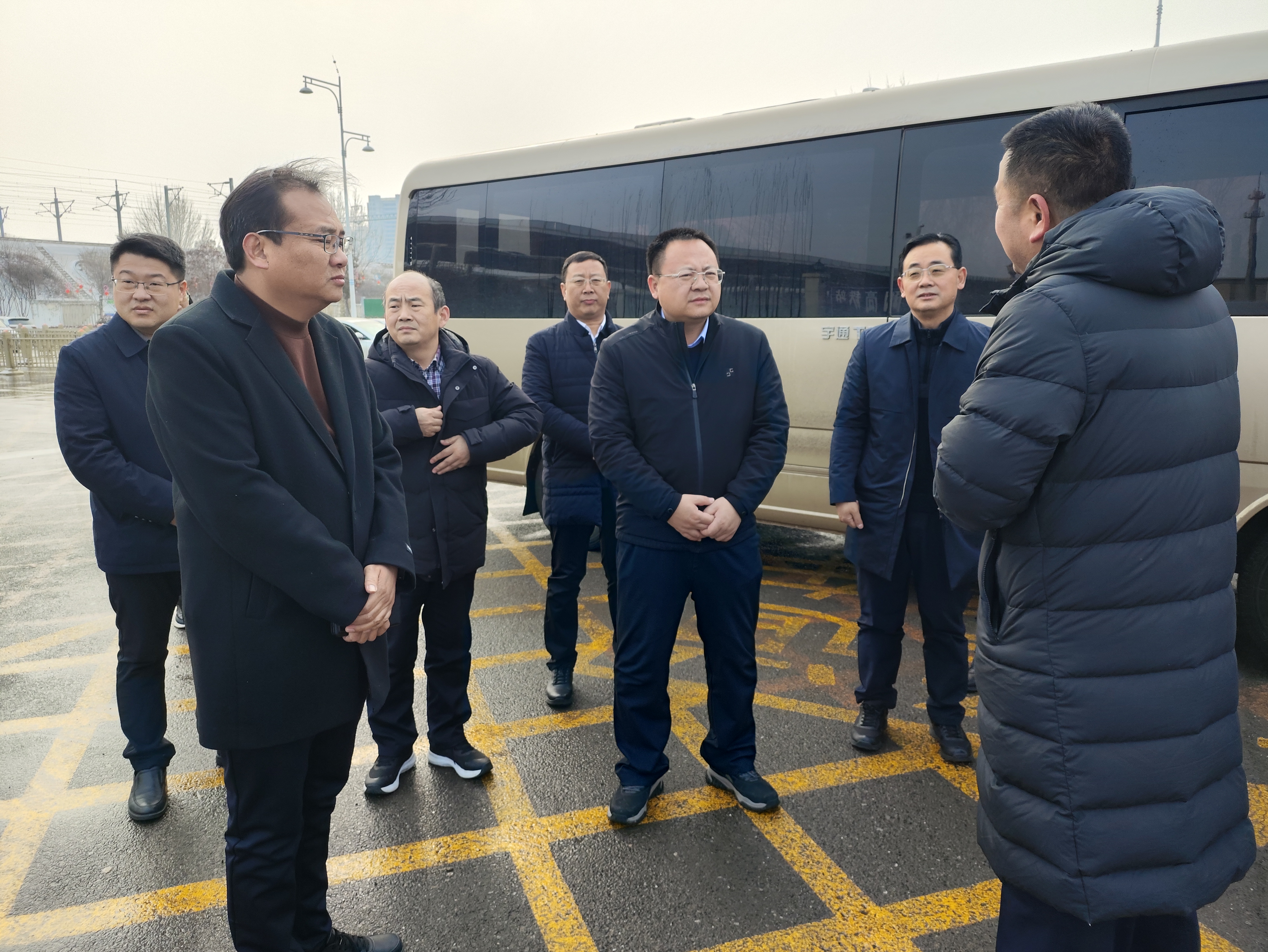 领导邢振东调研督导春节春运道路交通安全