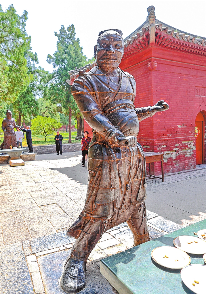 中岳庙图3.jpg