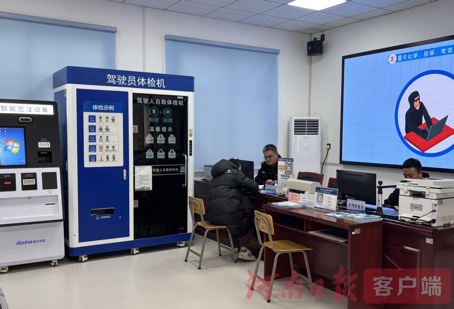 8999818728305763 8999818728305763